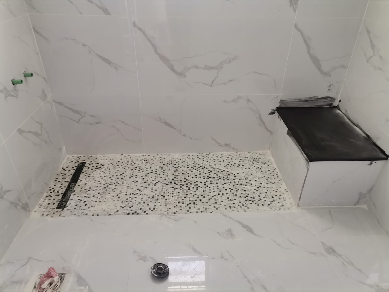 تركيب رخام درج واجهات بالرياض مبلط ممتاز
